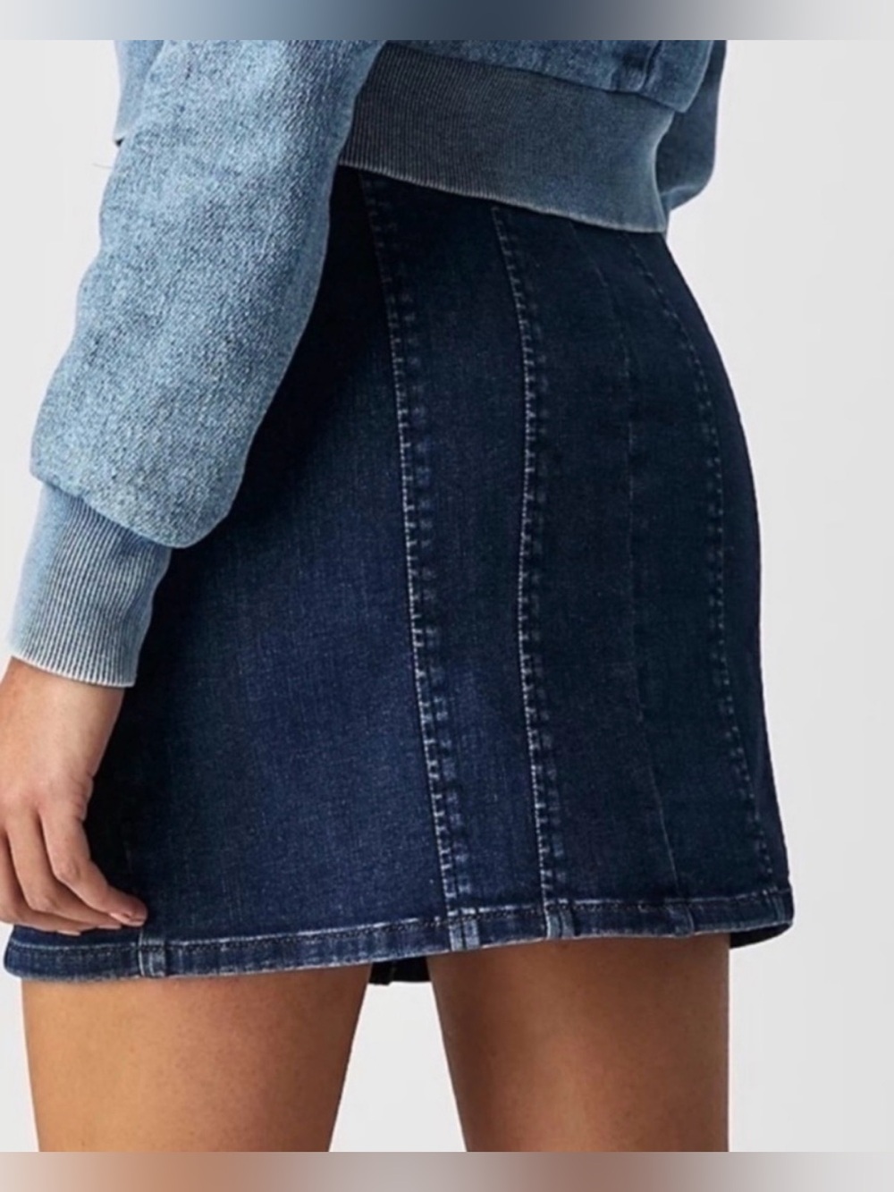 We The Free Layla Denim Panel Mini Skirt Dark Blue Size 10 Zipper Free People - Picture 3 of 6